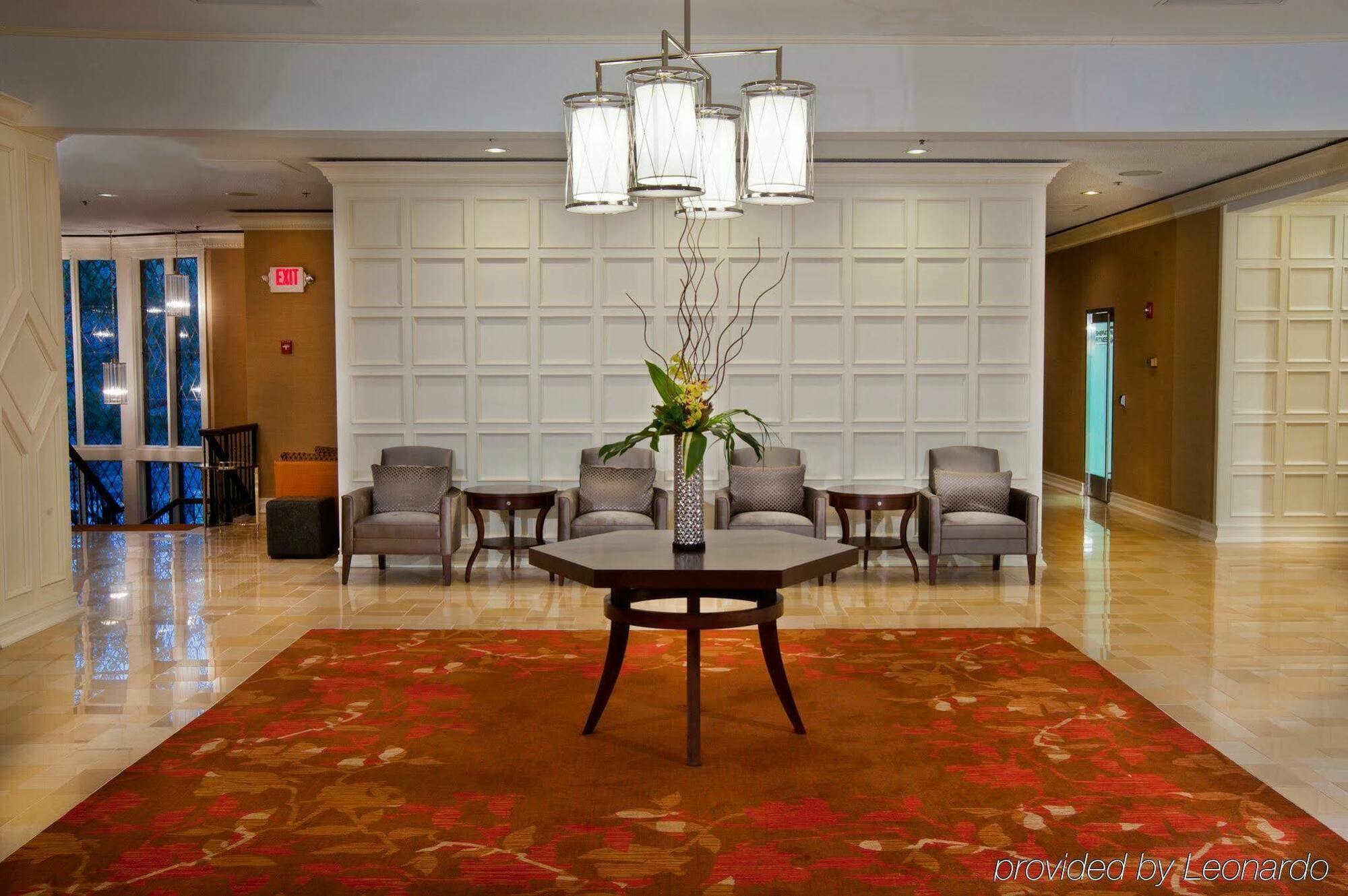 Sheraton Westport Lakeside Chalet Мэриленд-Хайтс Экстерьер фото